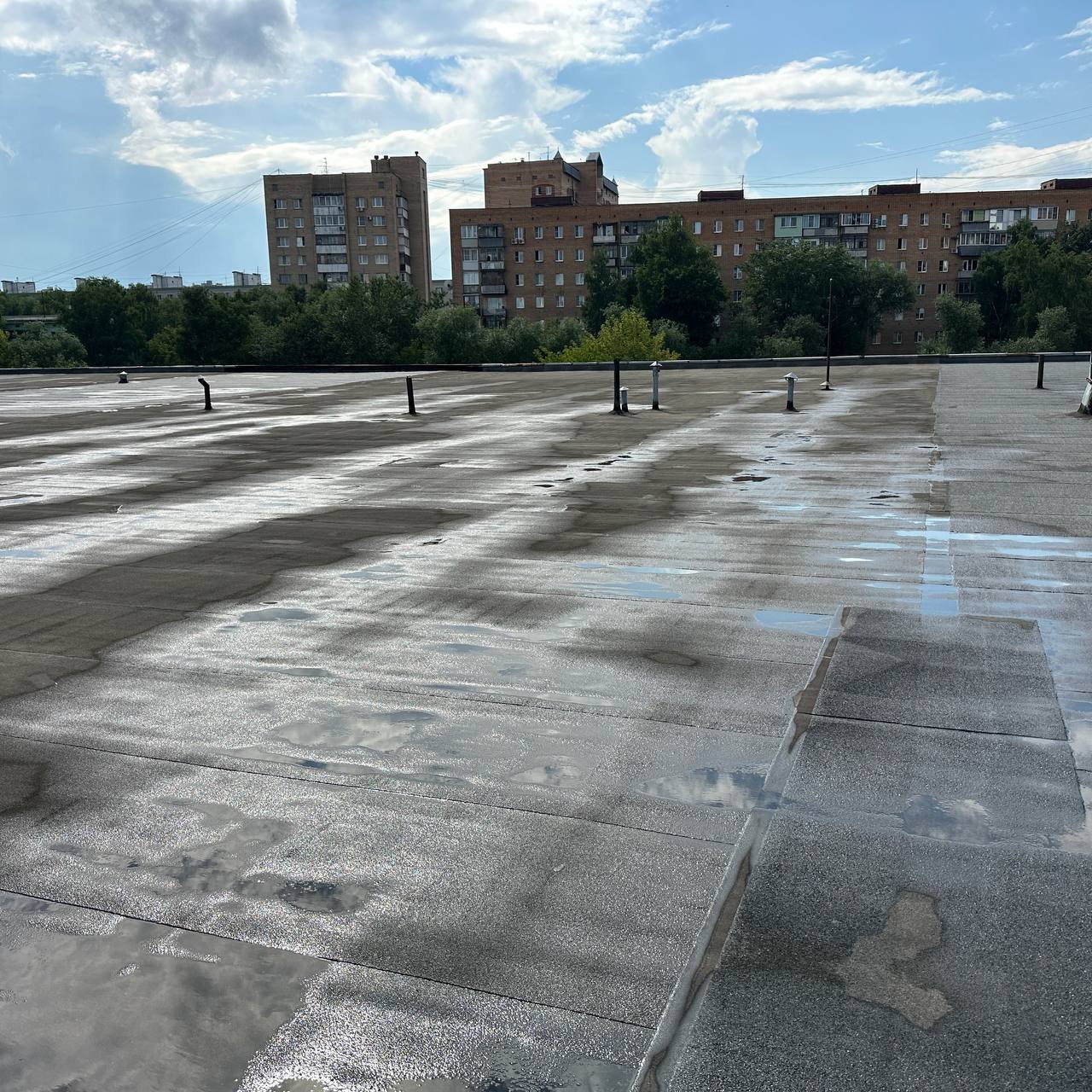 Устройство покрытия кровли (ул. Пожарского 22А)