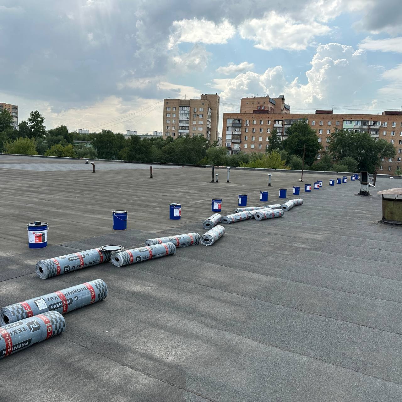 Кровля паркинга — ул. Пожарского 22А